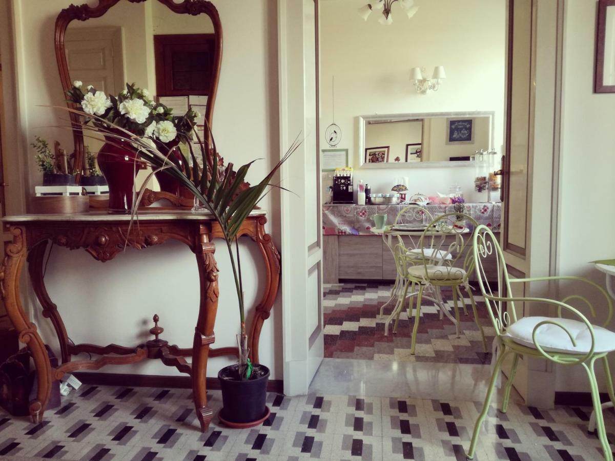 Arete Guest House Syracuse ภายนอก รูปภาพ
